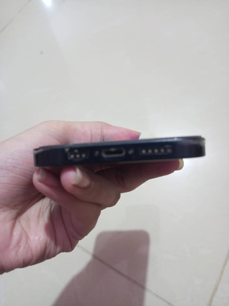 Apple iPhone 13 Pro 6