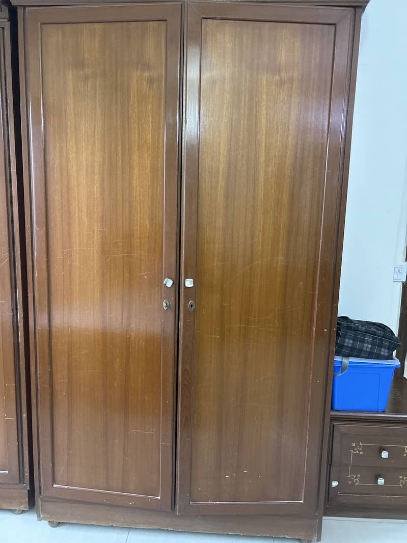Wardrobe 0