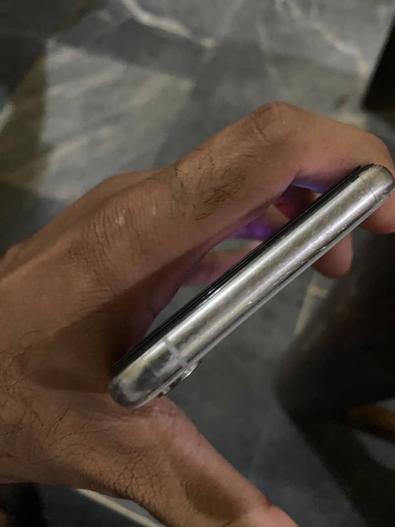 Apple iPhone XS 2