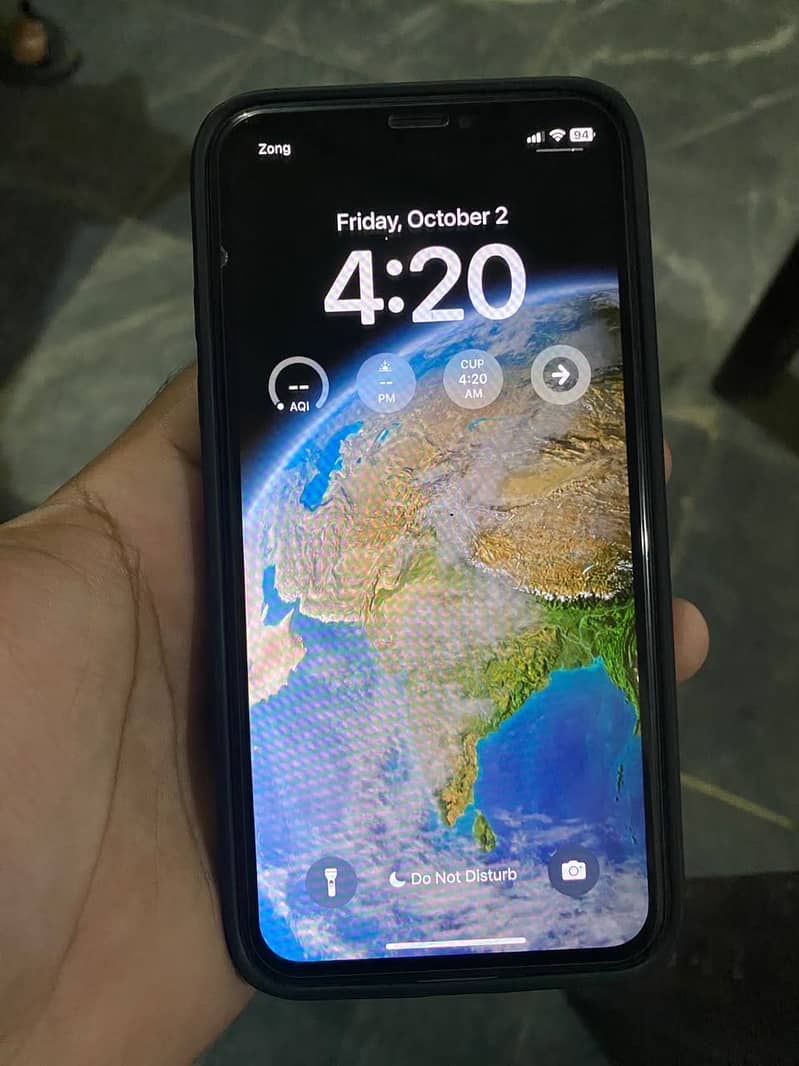 Apple iPhone XS 5