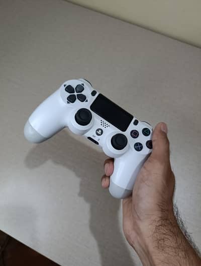 Dualshock PS4 Wireless Controllers, White ( A+ Grade Copy ) for sale