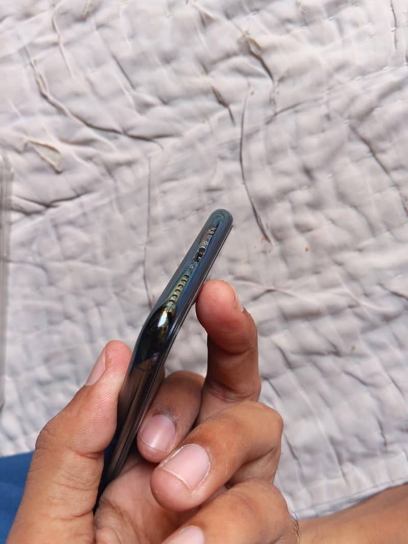 Apple iPhone 11 Pro 5