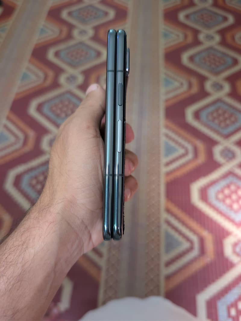 Google Pixel Fold 1