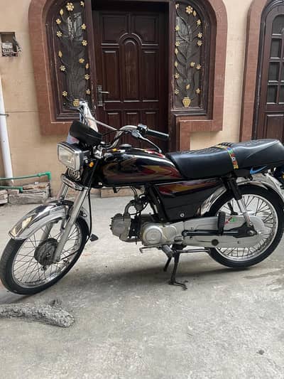 honda cd 70 new condition bike total ganiune 2016 2017