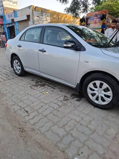 Toyota Corolla GLI 2011