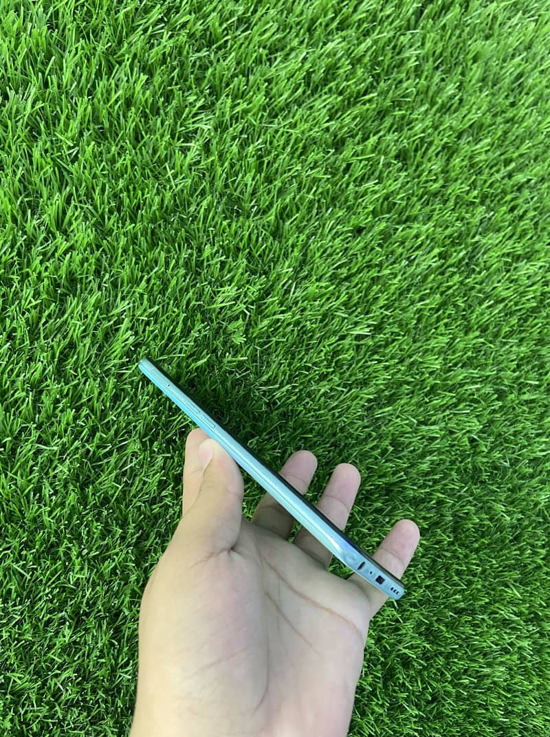 OPPO A76 0