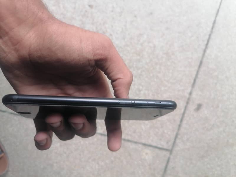 Apple iPhone SE 1