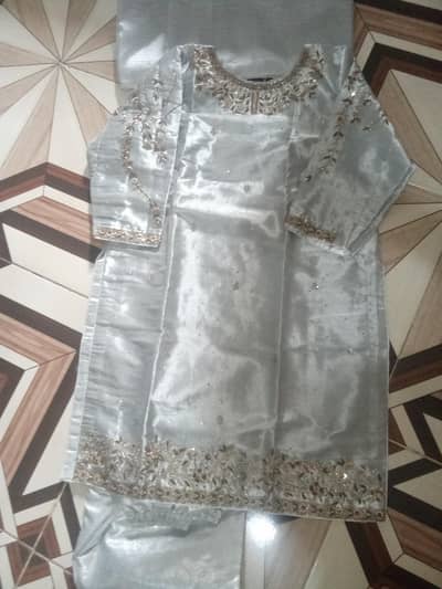 hand embroidery dress