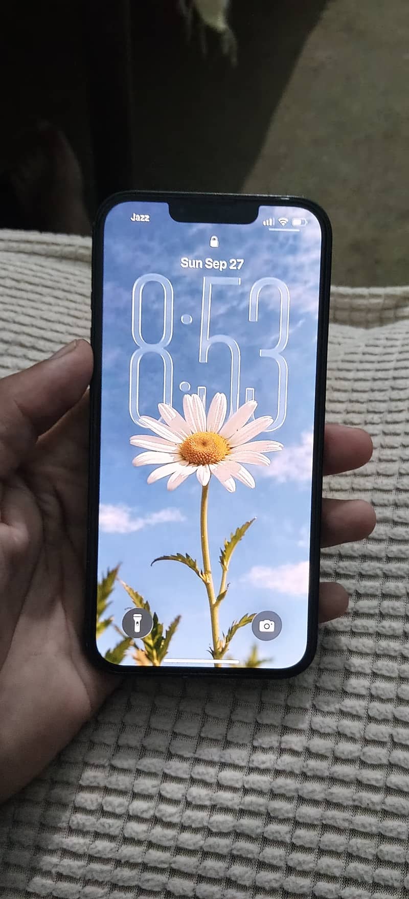 Apple iPhone 13 1