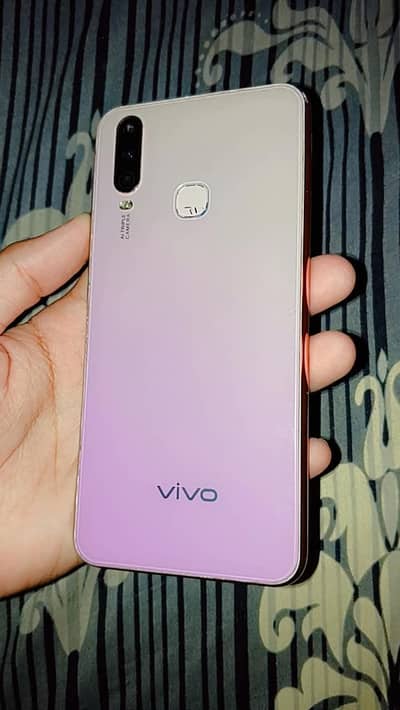 Vivo Y17 8/256GB - 10/10 Condition With Box
