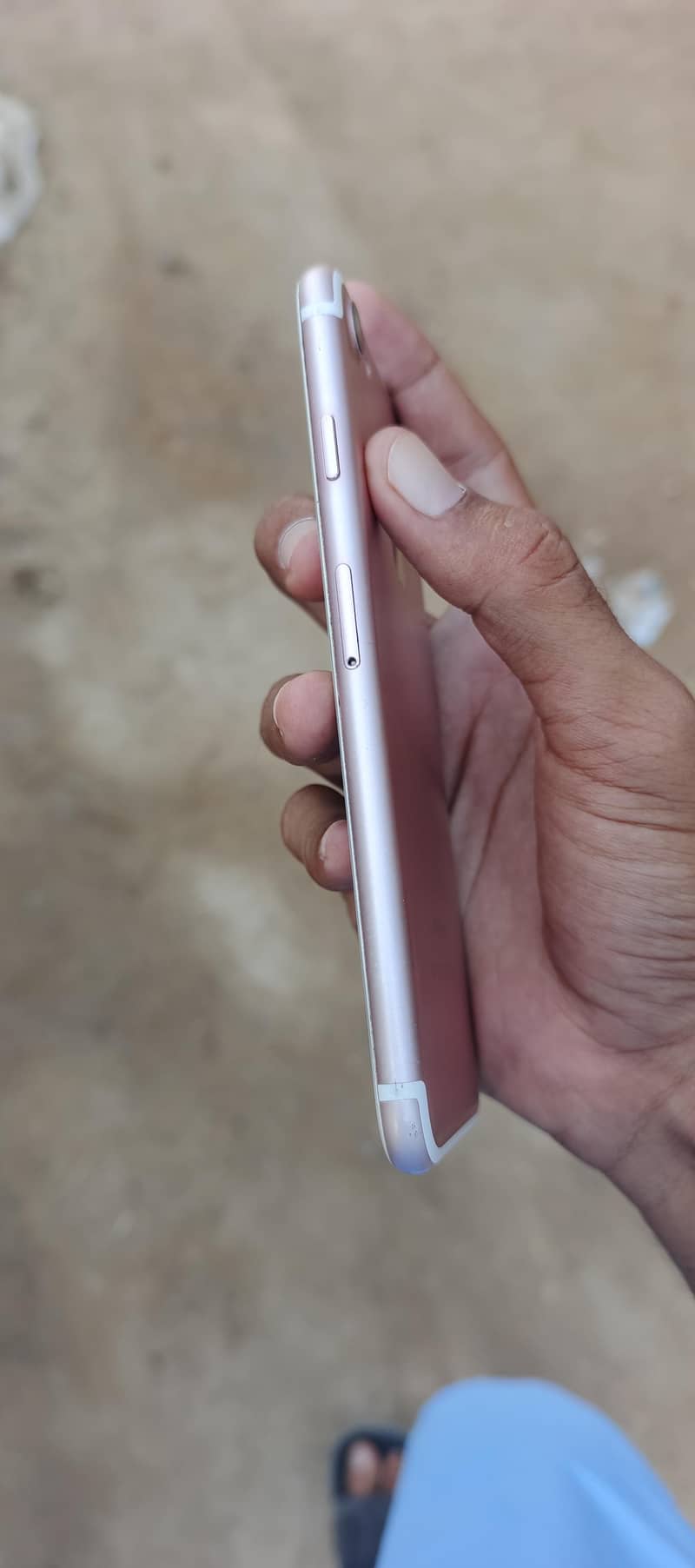 Apple iPhone 7 3