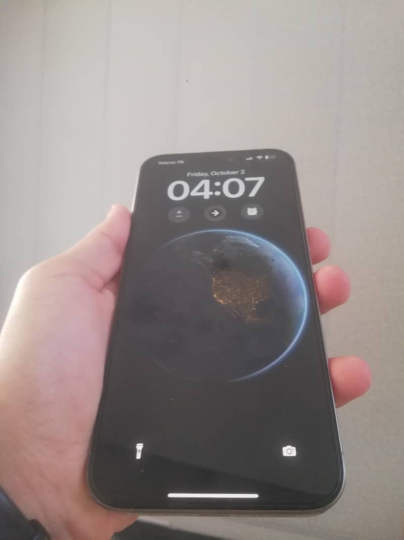 Apple iPhone 15 Pro Max 0