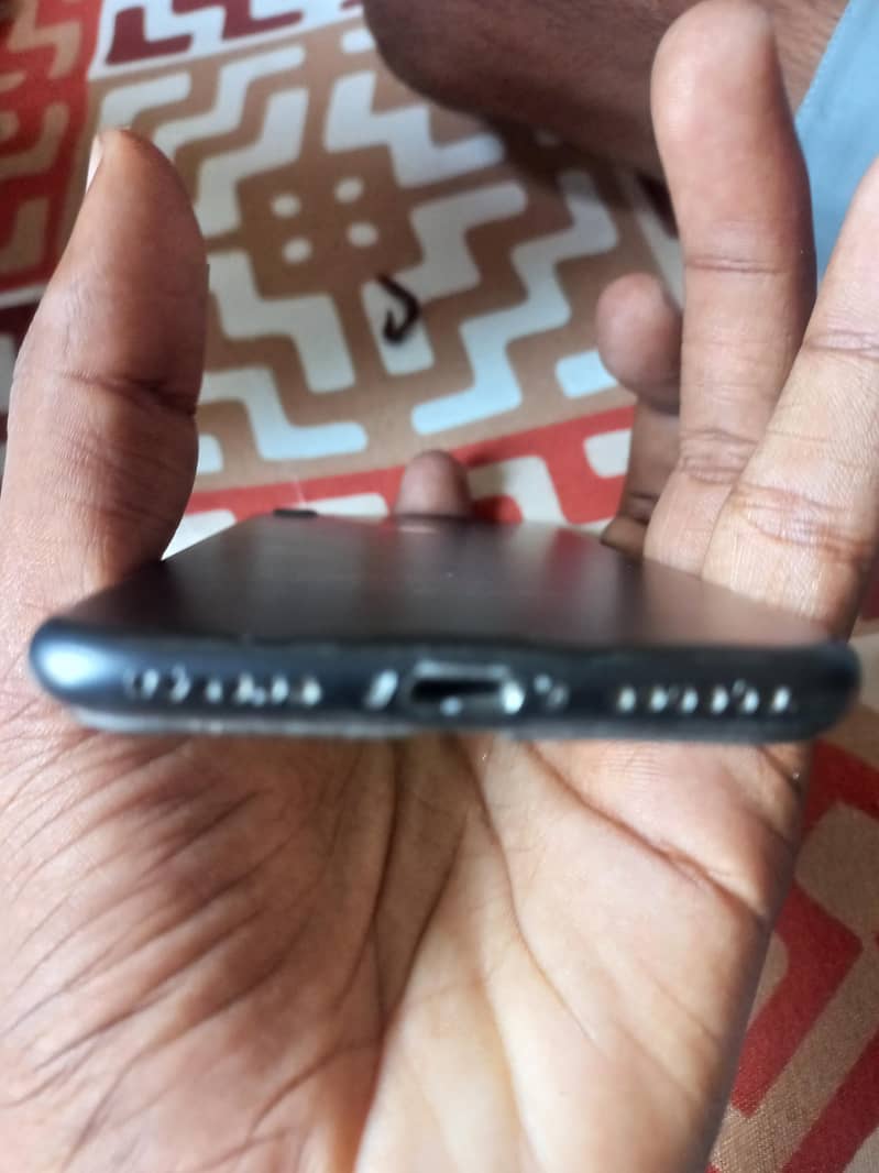 Apple iPhone 7 4