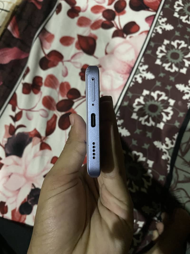 Xiaomi Redmi Note 13 Pro Plus 6