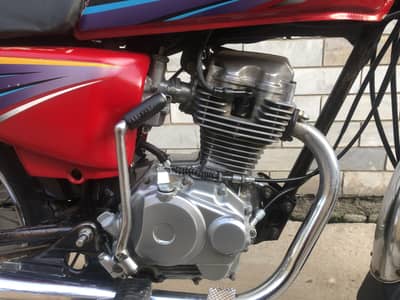 Honda 125 genuine condition all clear urgent sale