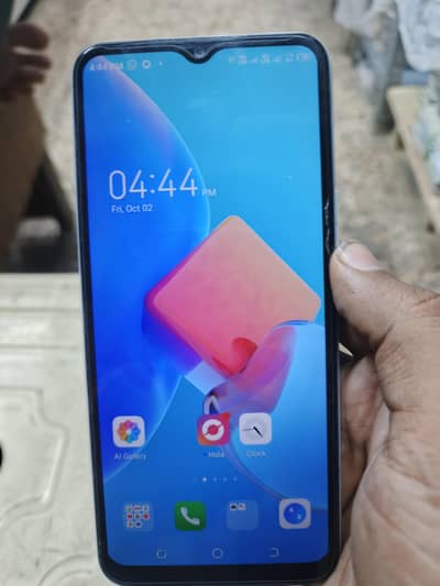Tecno Spark 8C