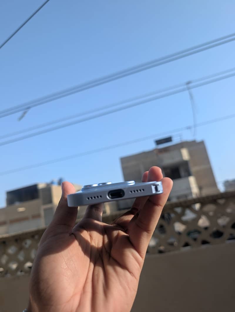 Apple iPhone 17 Pro 4