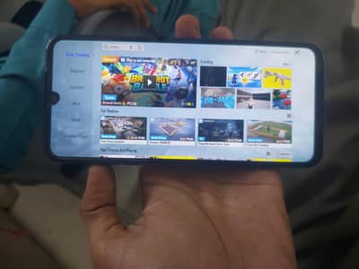 LG V60 ThinQ 5G gaming breast 8\128