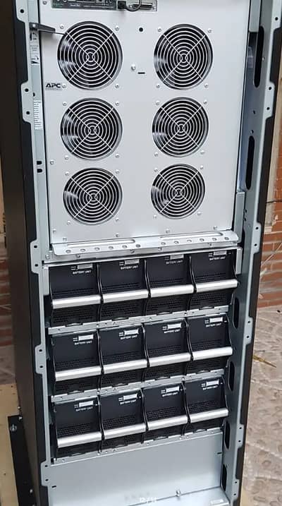Vertiv UPS Systems 650VA–800KVA available for reliable