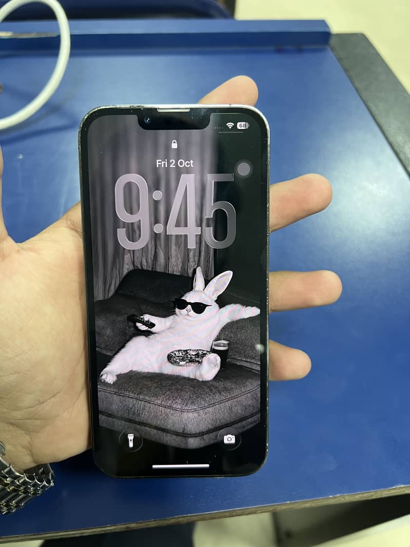 Apple iPhone 13 Pro 4