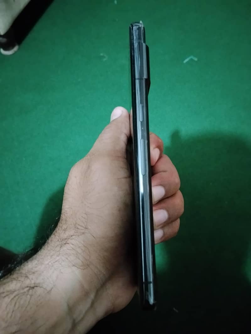 Google Pixel 7 Pro 4