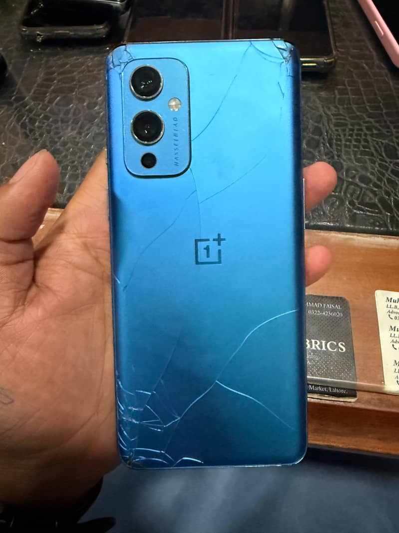 One Plus 9 5G 1