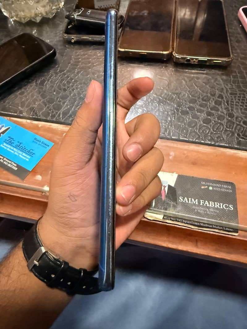 One Plus 9 5G 3