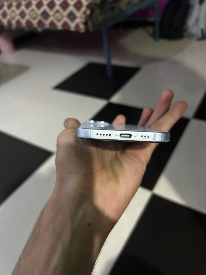 Apple iPhone 15 1