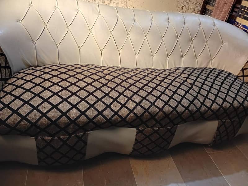 7 setter sofa 2