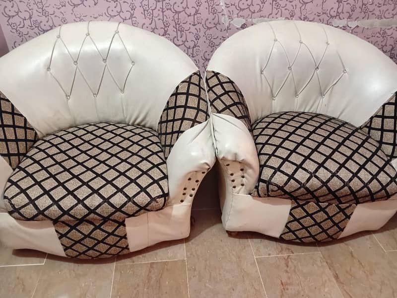 7 setter sofa 4