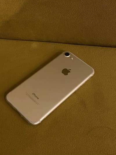 Apple iPhone 7