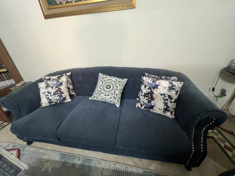 sofa 7 seater pristine condition with table 0