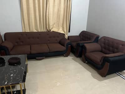 7 seater Sofa set in good condition