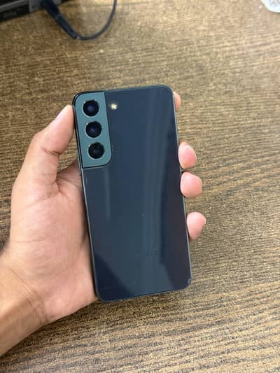 Samsung Mobile S22