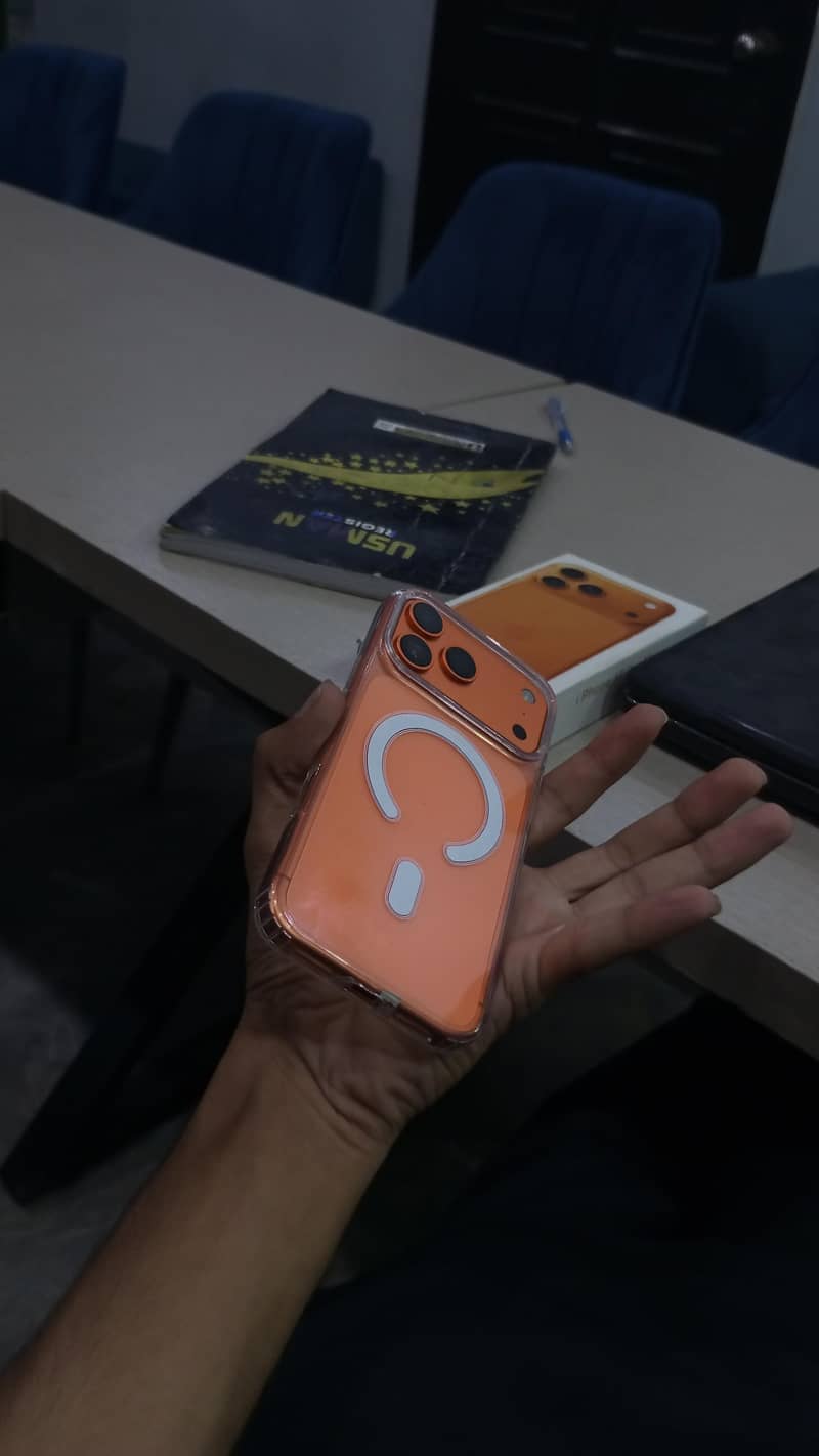 Apple iPhone 17 Pro Max 3
