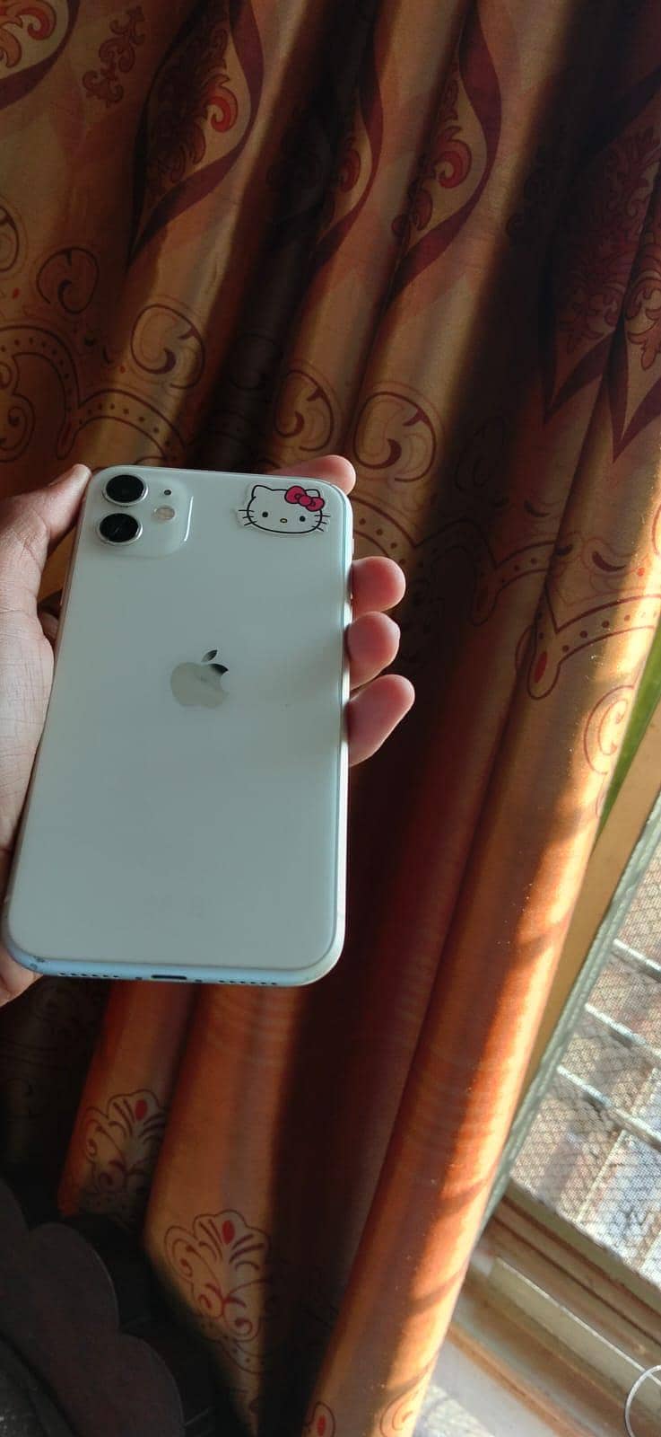 Apple iPhone 11 3