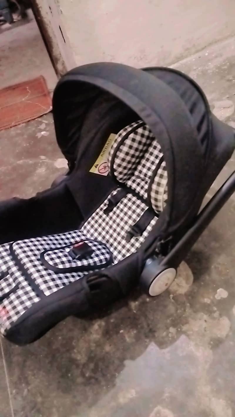 carrycot 3