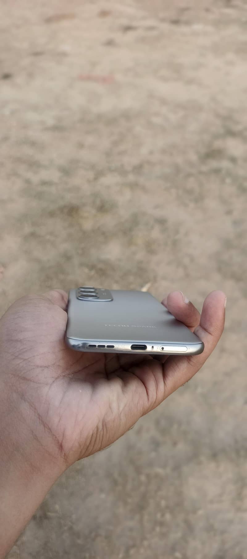 Tecno Spark 40 pro Plus 5