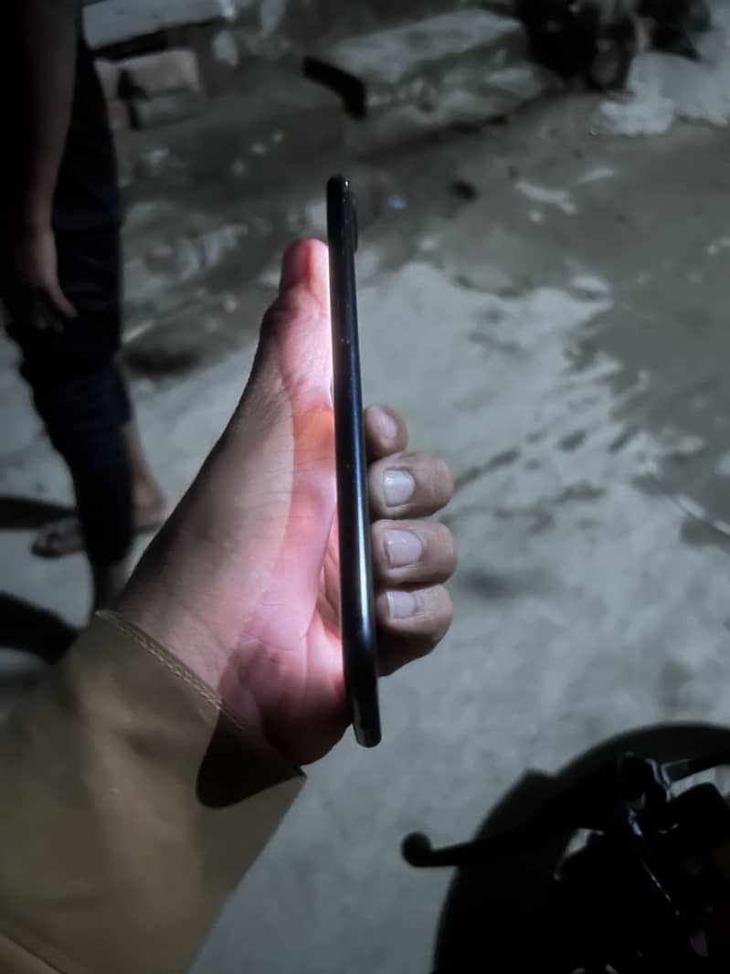 Apple iPhone 7 Plus 4