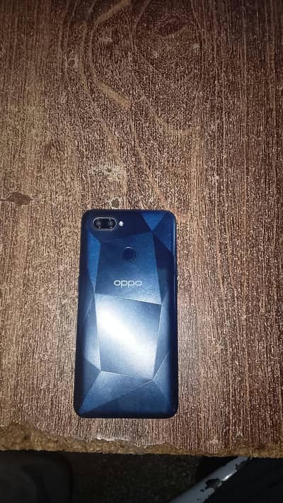 OPPO A12
