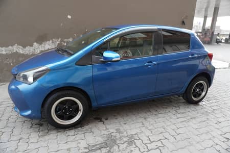 Toyota Vitz F 1.0 2015
