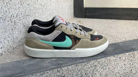 Original Shoes ( size 8) or 43