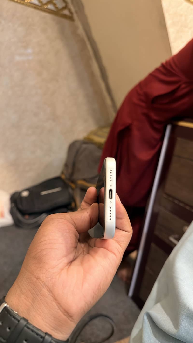 Apple iPhone 17 Pro 1