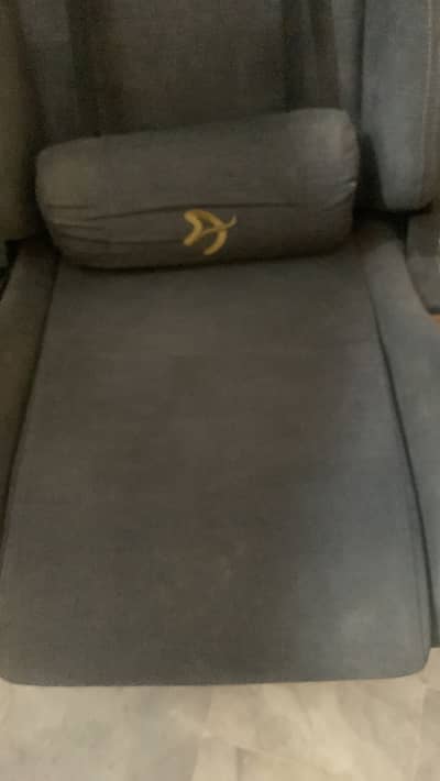 Arozzi gaming chair