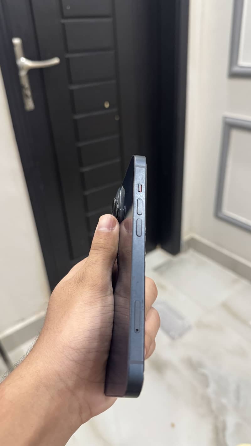 IPhone 14 2
