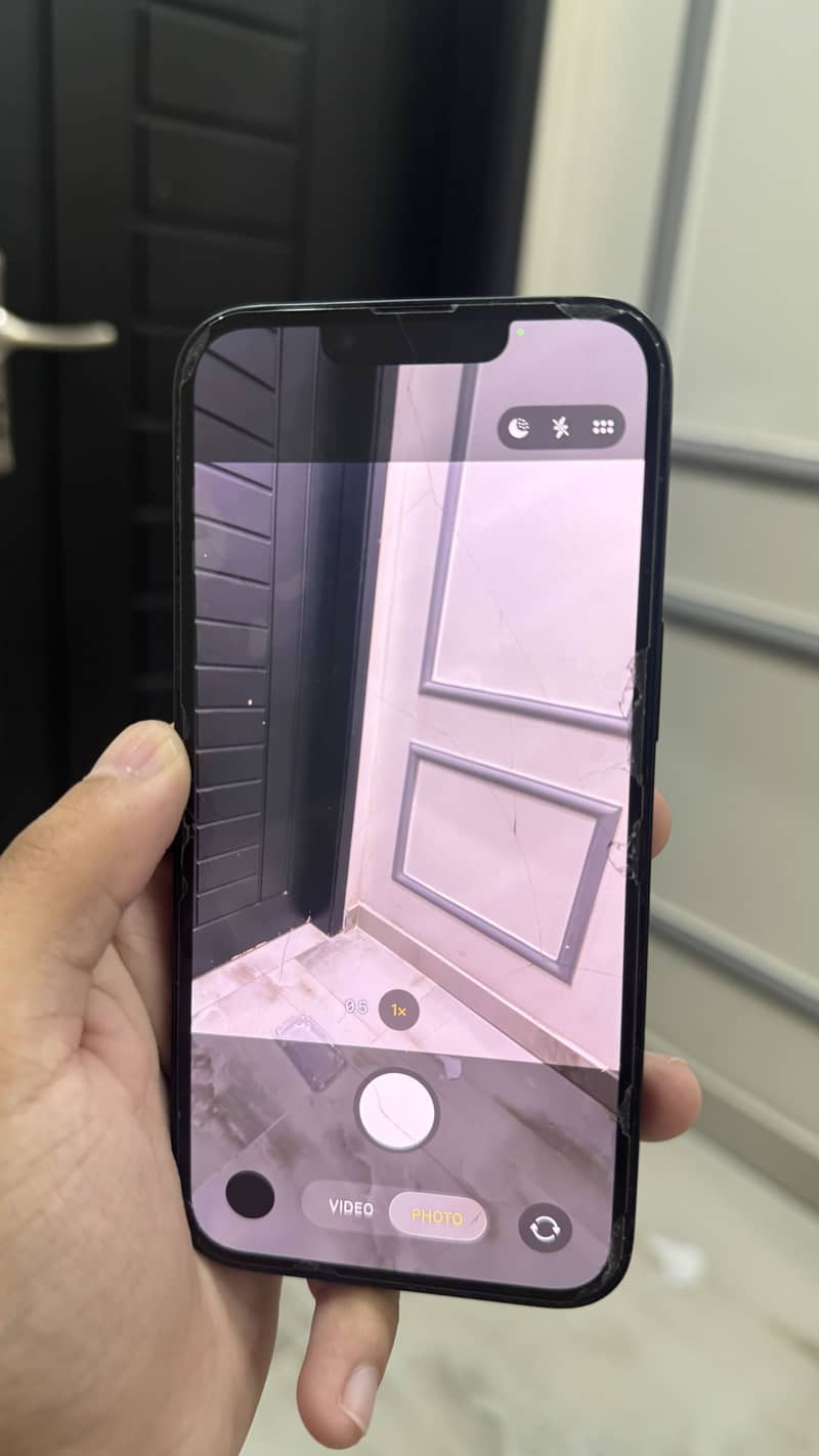 IPhone 14 3