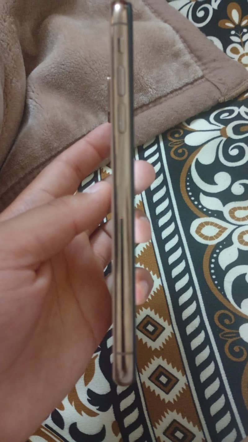 Apple iPhone XS 2