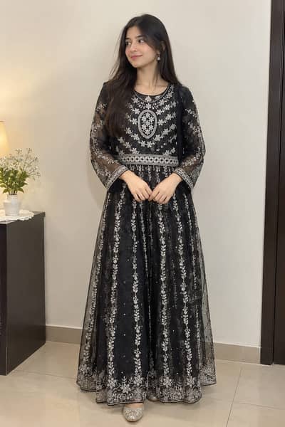Black organza maxee for sale in affordabel price 3 piece