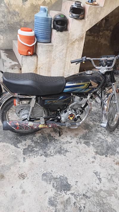 Honda 125 new condition