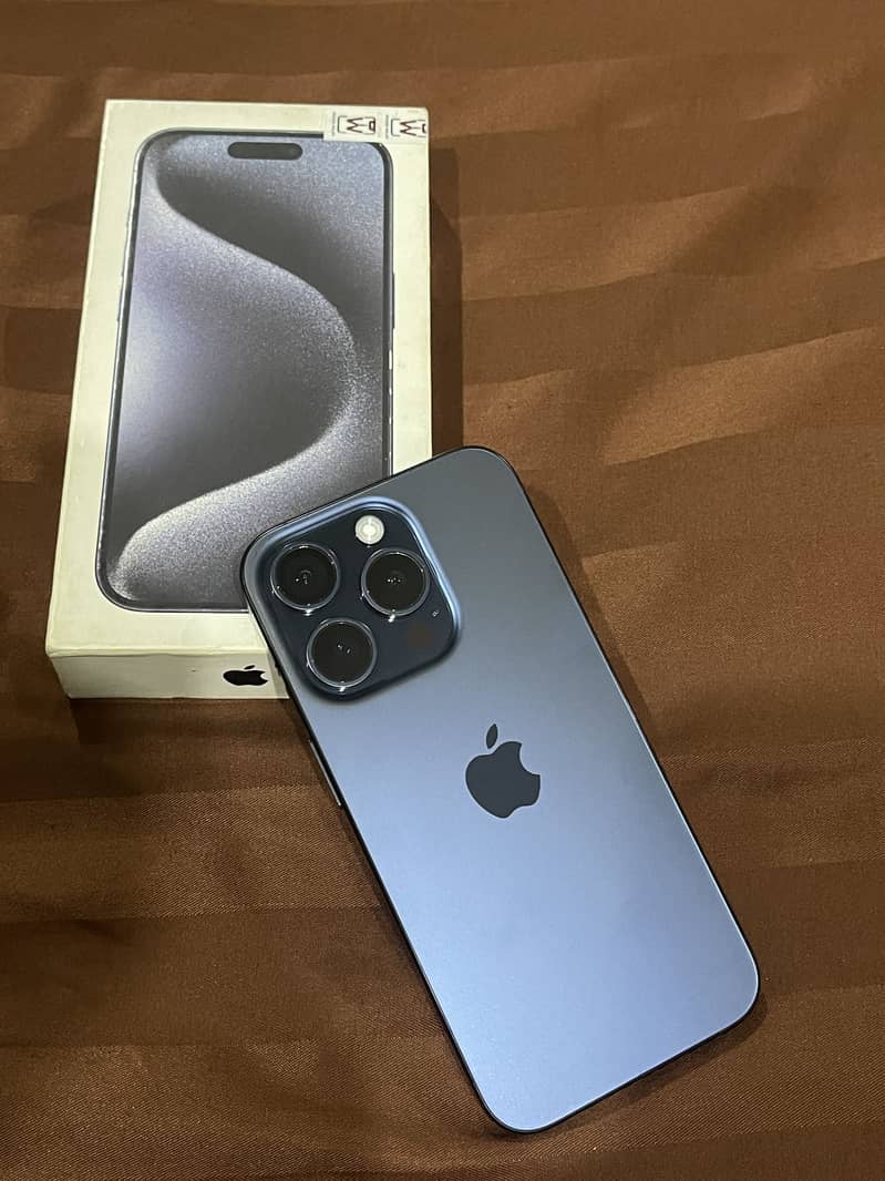 Apple iPhone 15 Pro 0